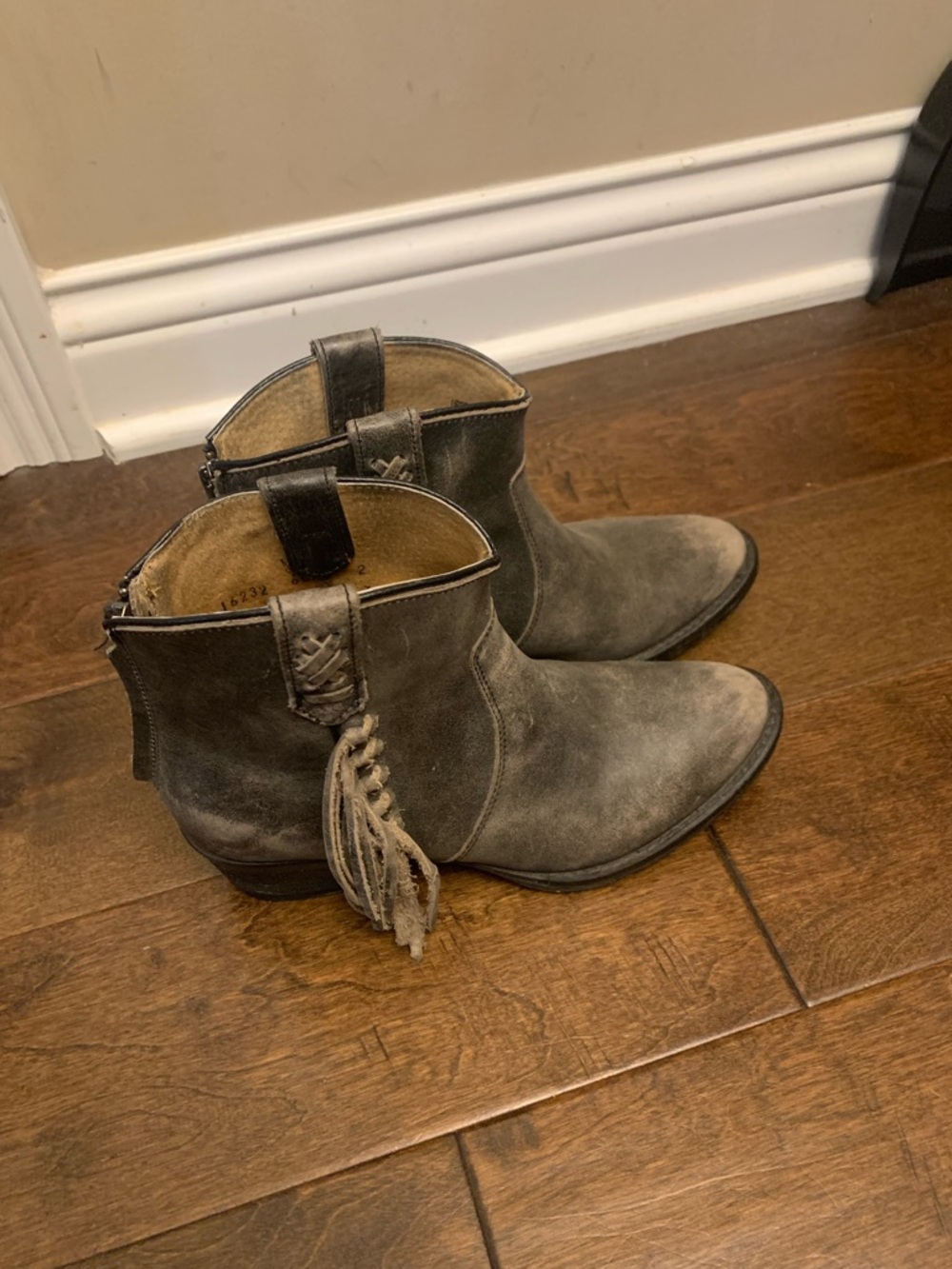 Women’s western style leather Ankle Boots in Gray - Classic Everyday Style